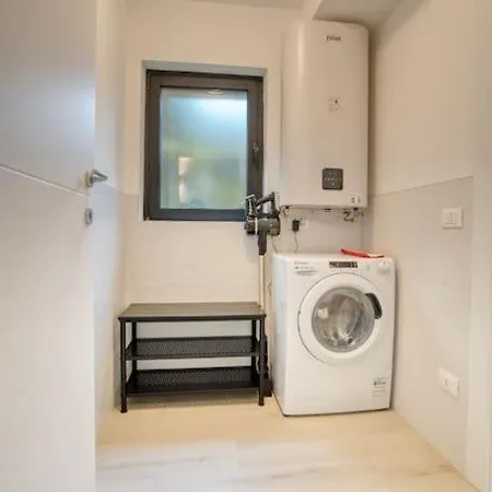 Suzzani 273 - Interno A1 Milano
